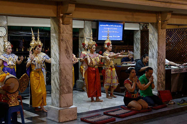 Bangkok la nuit, loy krathong-022